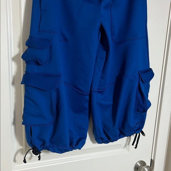 Nike Culotte Wide Leg Long Cargo Shorts Blue XS - Picture 4 of 8